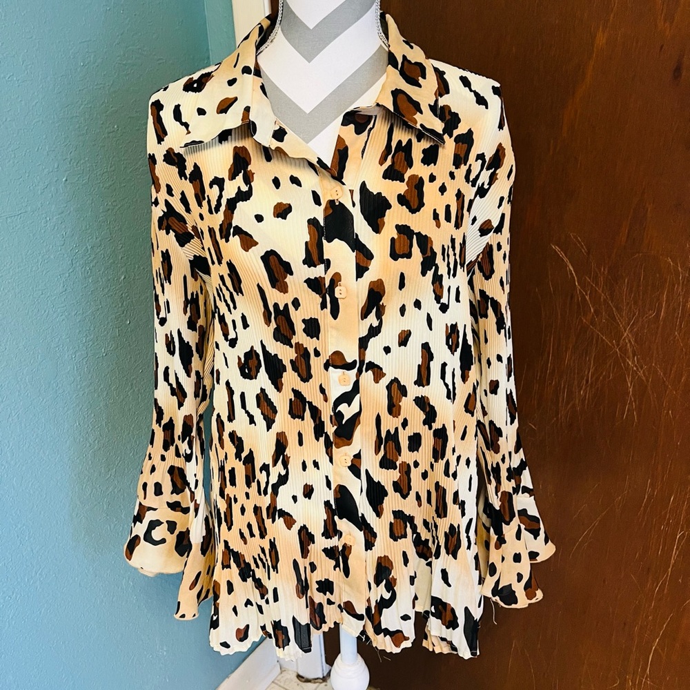 Cato Woman Semi Sheer Flutter Hem Leopard Blouse